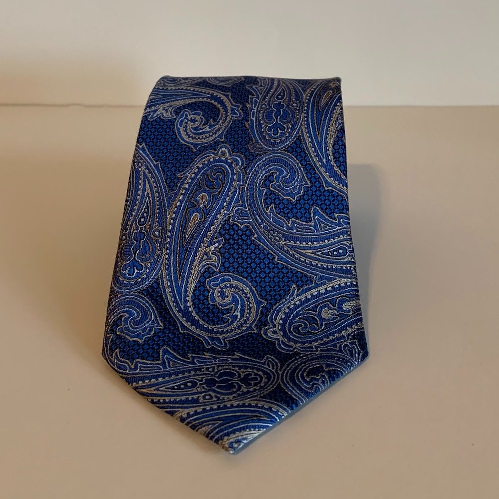 Irvine Park Paisley Blue Design Men's Necktie